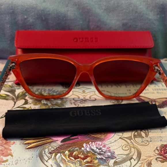 Guess Women\'s Orange Sunglasses main image 4